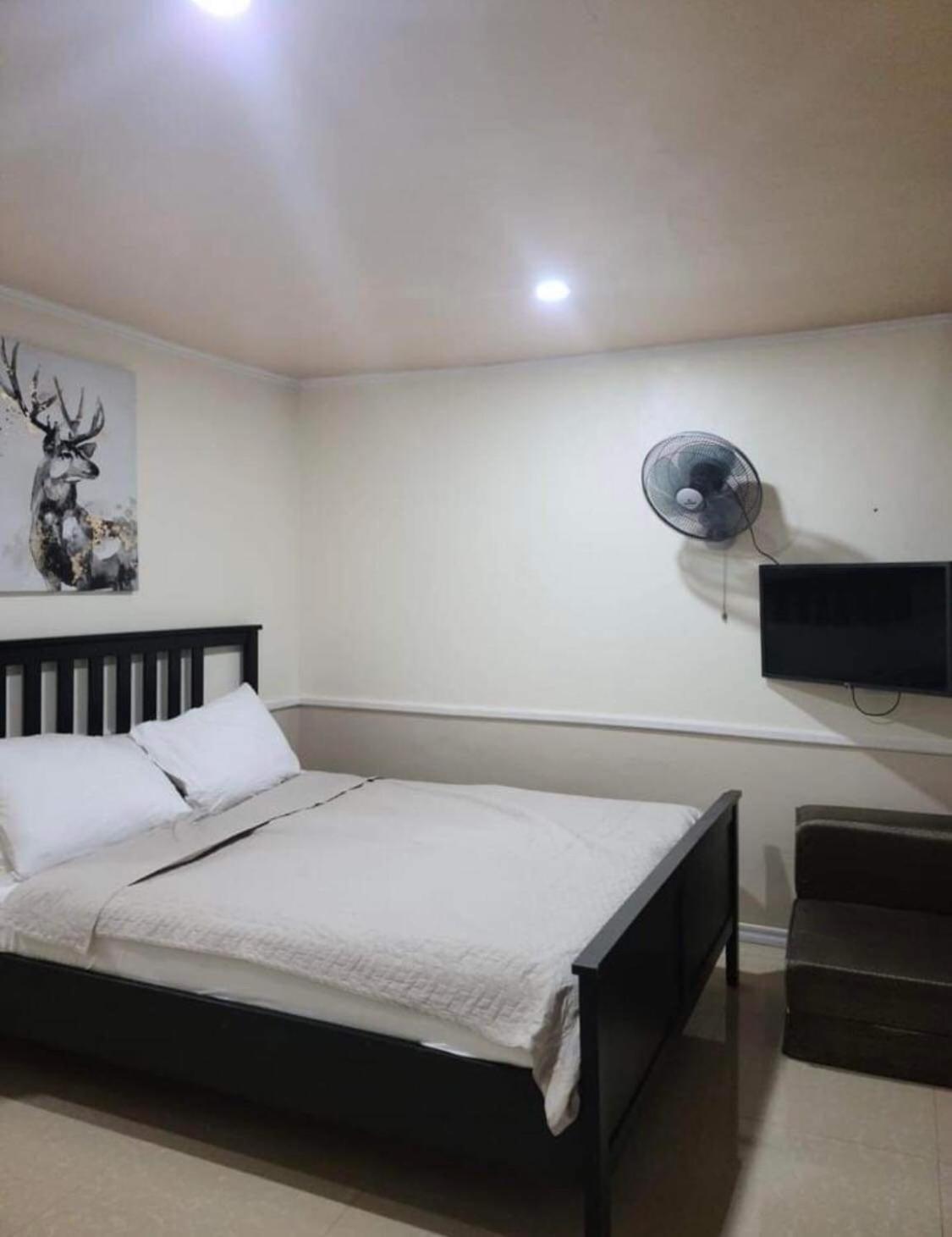 Serene Mountain Escape Digos Exterior foto