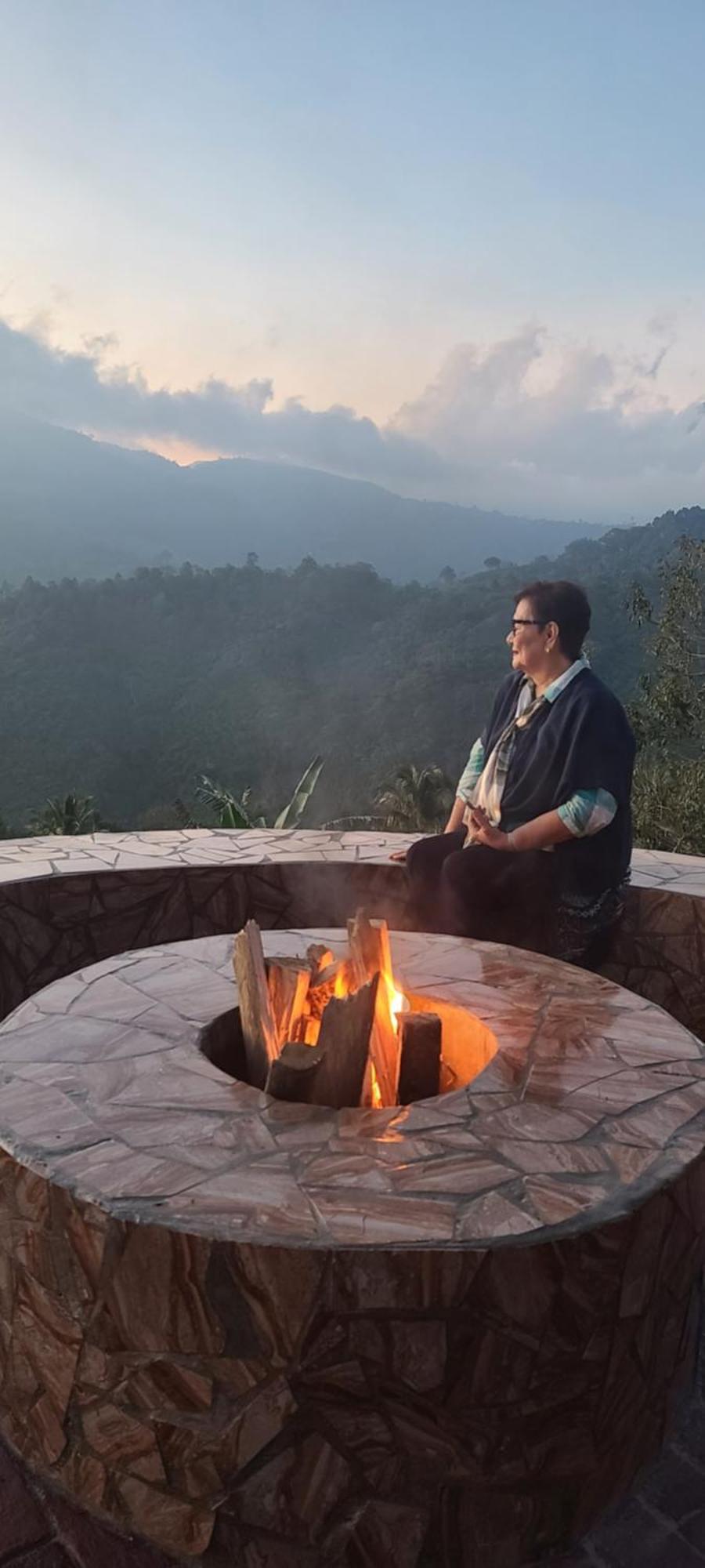 Serene Mountain Escape Digos Exterior foto
