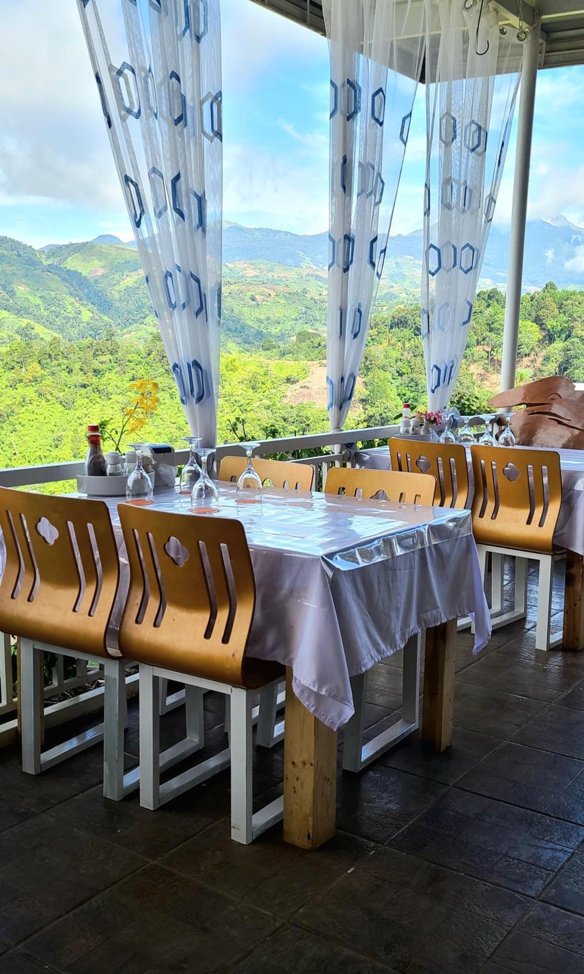 Serene Mountain Escape Digos Exterior foto